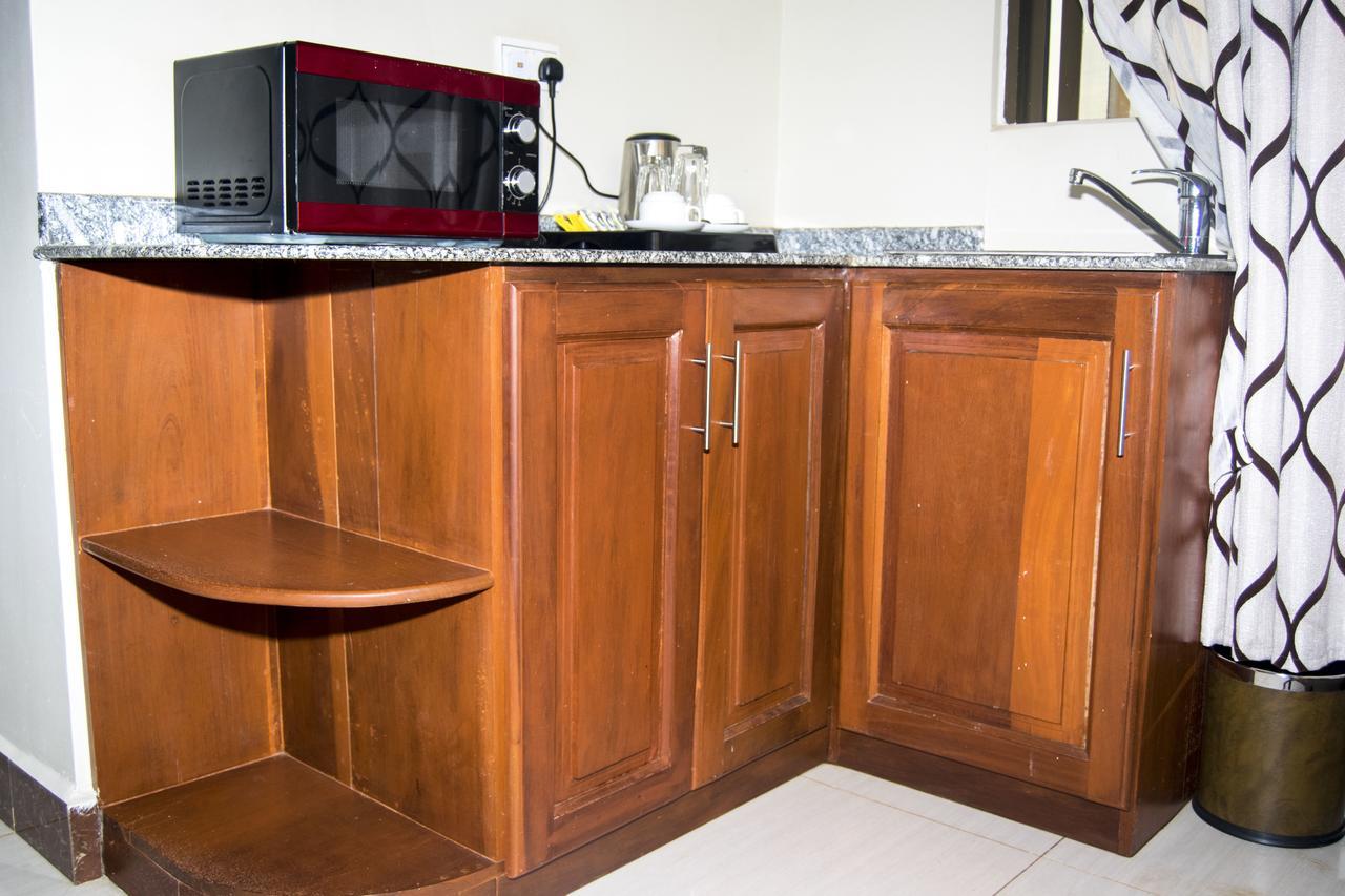 Flomi Hotel Morogoro Værelse billede